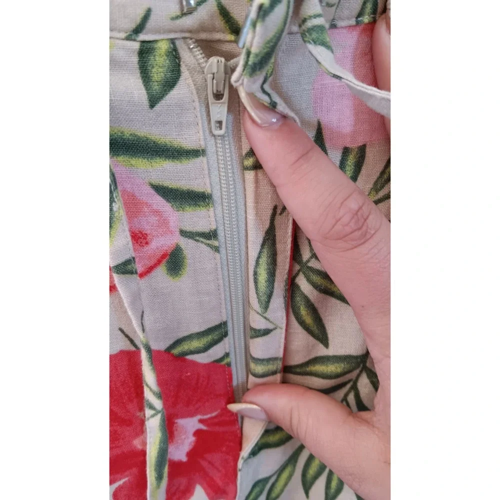 Covington Pants Women 12 Tan Floral Linen Blend Cropped Lightweight 34x24 NWOT